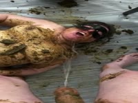 Manure Sub-Slut 017